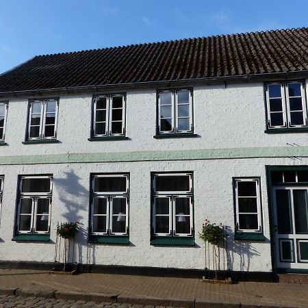 Alter Kraemerladen Von 1732 Friedrichstadt Exterior foto